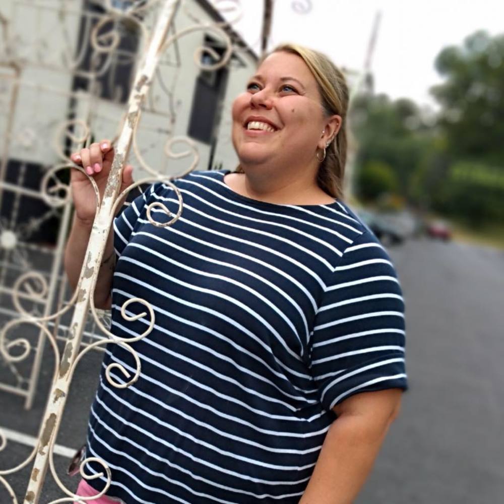 Meet your Posher, Lori